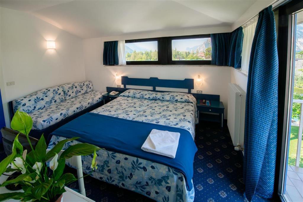 Bike & Wind Hotel Villa Maria Torbole Sul Garda Εξωτερικό φωτογραφία