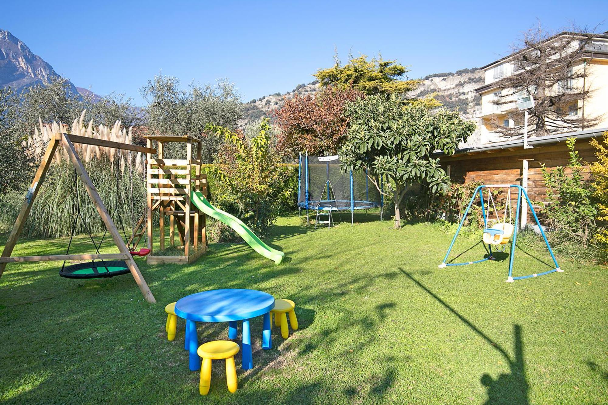 Bike & Wind Hotel Villa Maria Torbole Sul Garda Εξωτερικό φωτογραφία