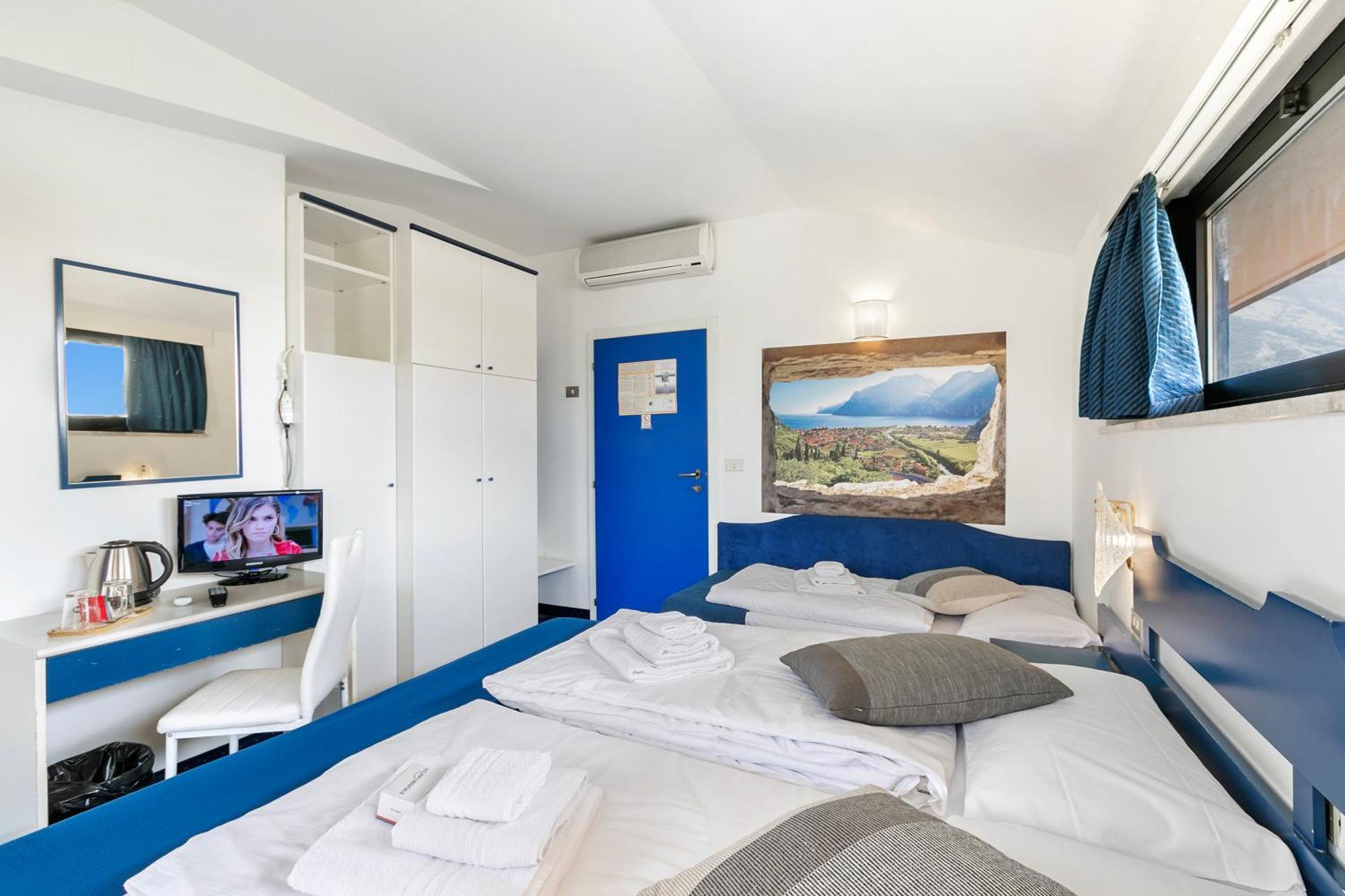 Bike & Wind Hotel Villa Maria Torbole Sul Garda Εξωτερικό φωτογραφία