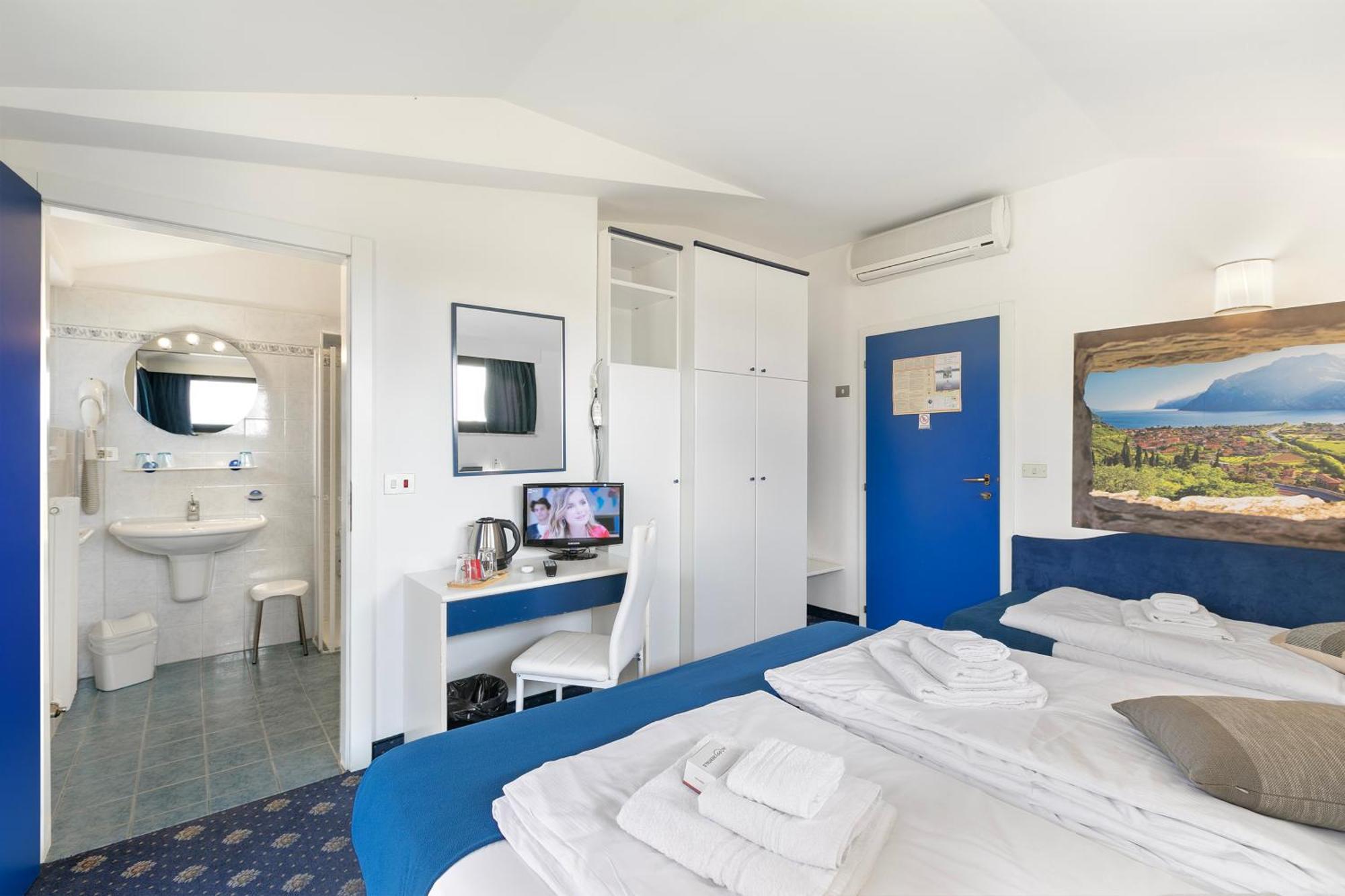 Bike & Wind Hotel Villa Maria Torbole Sul Garda Εξωτερικό φωτογραφία