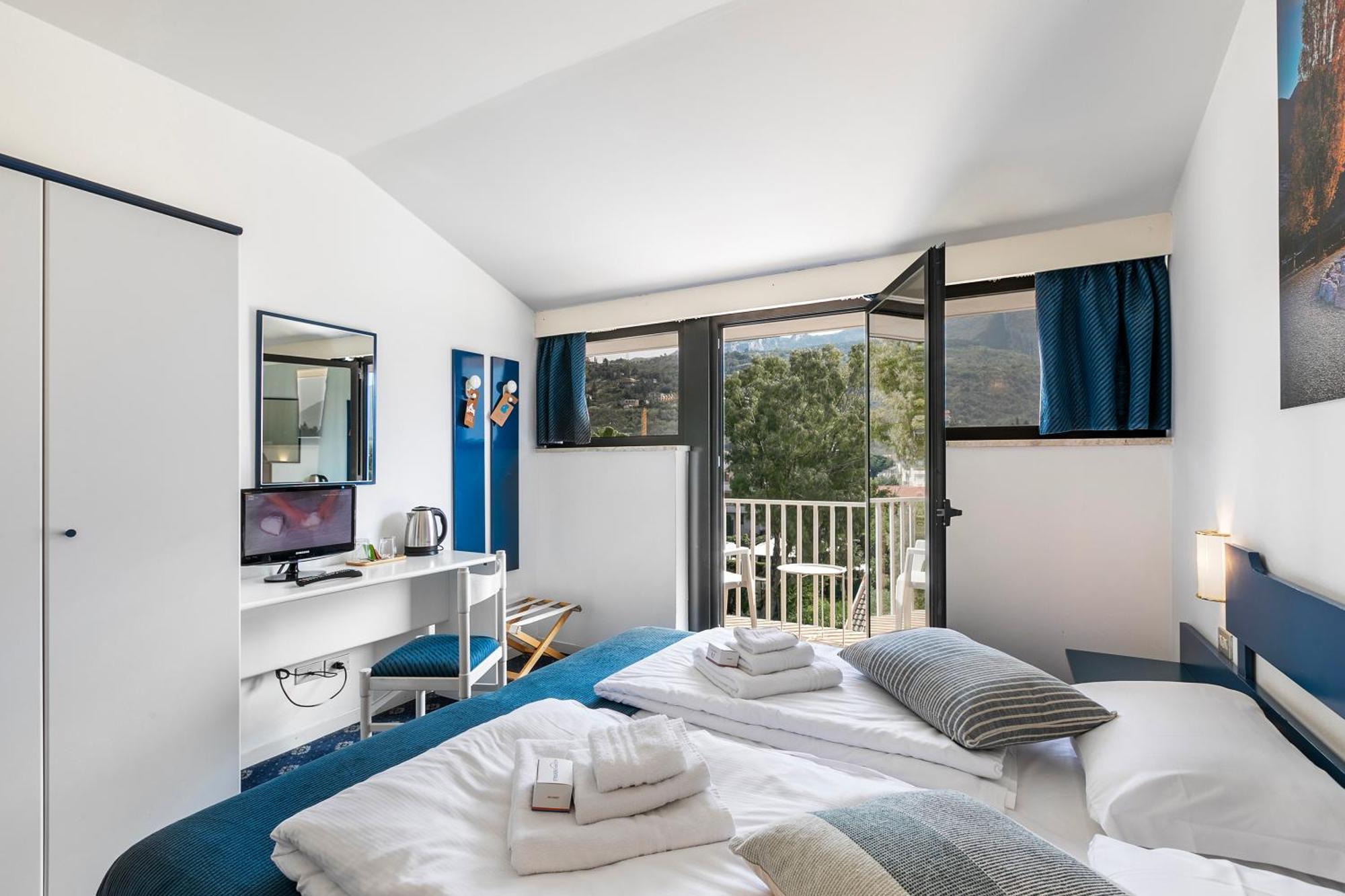 Bike & Wind Hotel Villa Maria Torbole Sul Garda Εξωτερικό φωτογραφία
