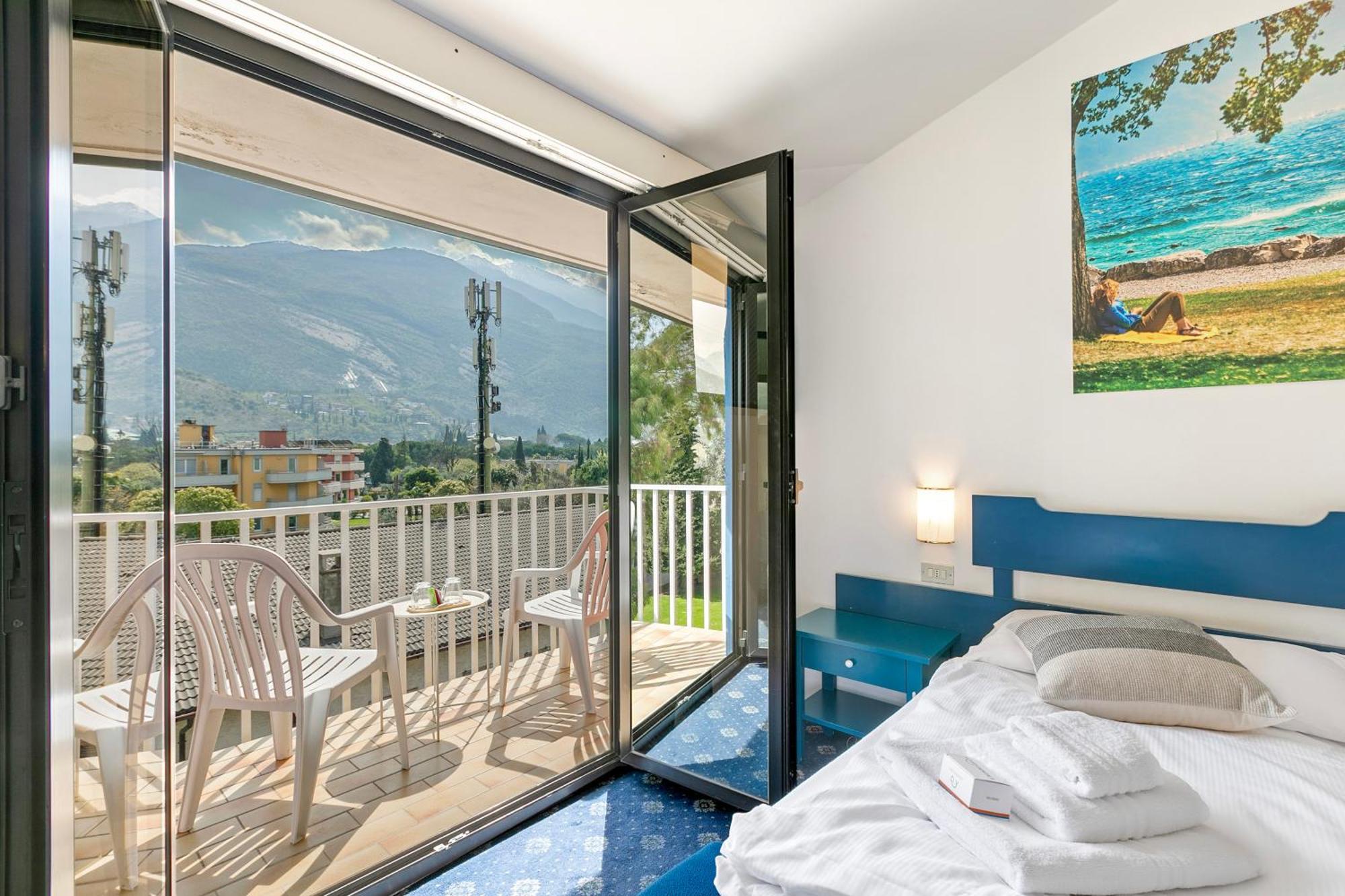 Bike & Wind Hotel Villa Maria Torbole Sul Garda Εξωτερικό φωτογραφία