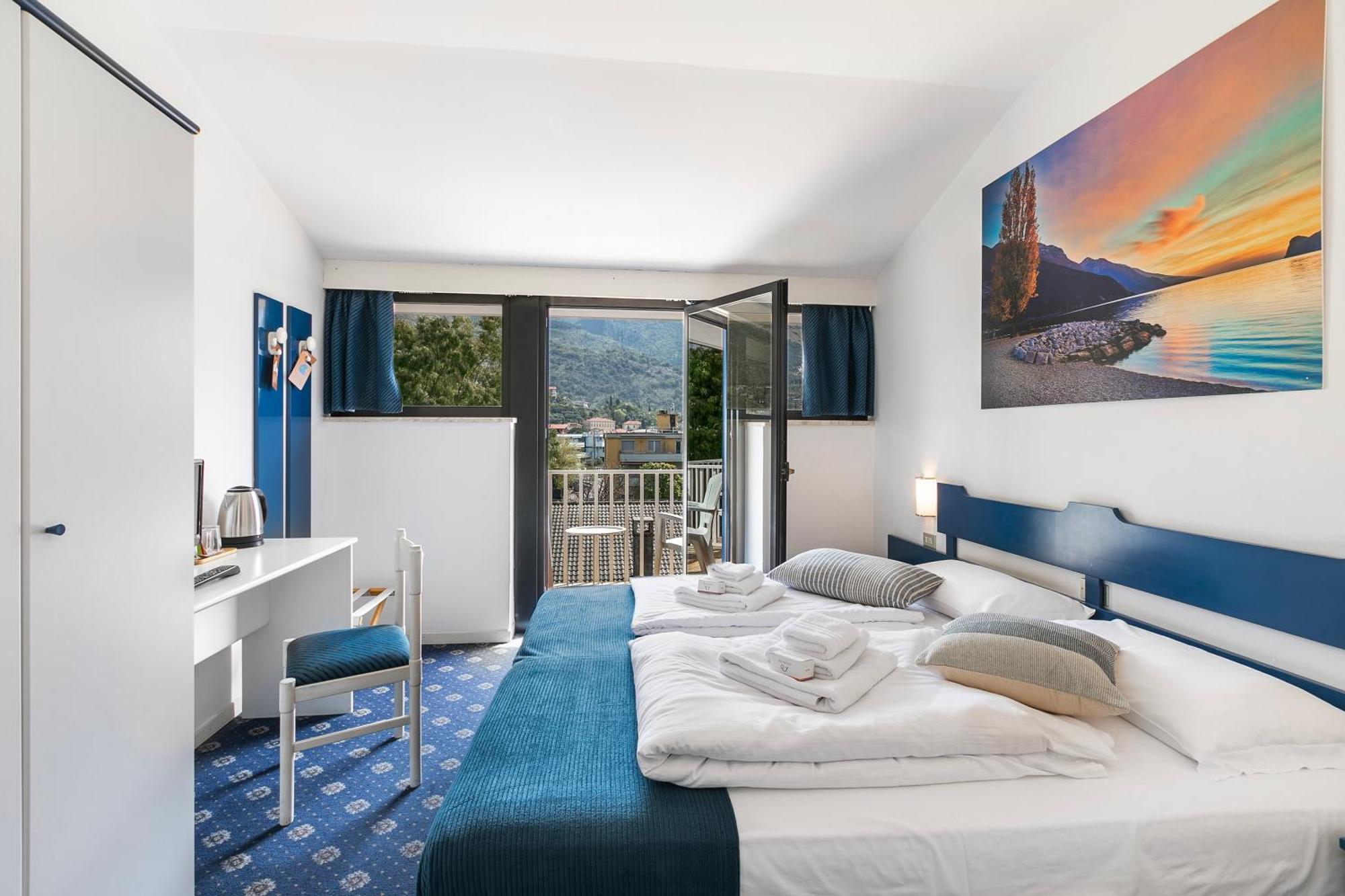 Bike & Wind Hotel Villa Maria Torbole Sul Garda Εξωτερικό φωτογραφία